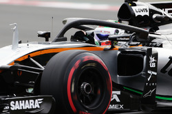 Sergio Pérez, Sahara Force India F1 VJM09 con la cubierta de la cabina de Halo