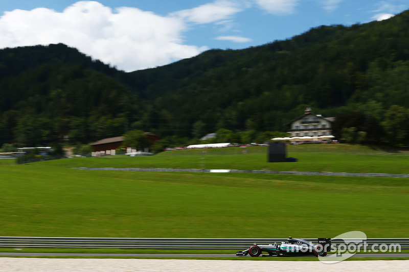 Nico Rosberg, Mercedes AMG F1 W07 Hybrid