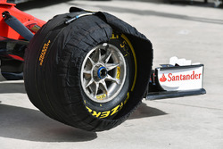 Ferrari SF70H front wheel and Pirelli tyre in blanket