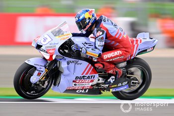 Fabuloso primer triunfo de Alex Márquez en MotoGP