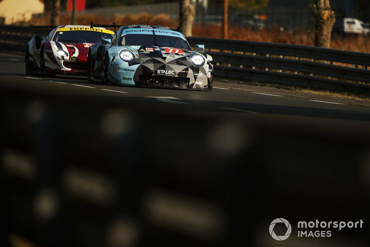 #77 Proton Competition Porsche 911 RSR: Christian Ried, Riccardo Pera, Matt Campbell