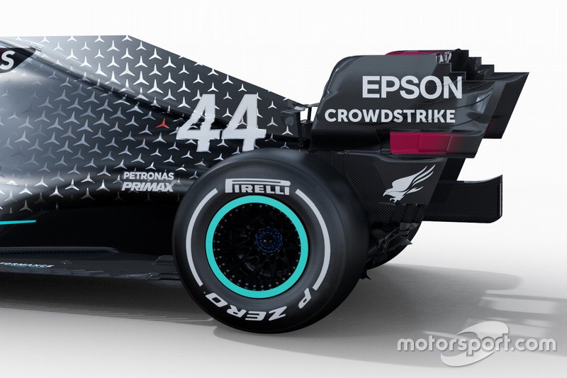 Mercedes AMG F1 W11, dettaglio del cofano motore con la pinna grande