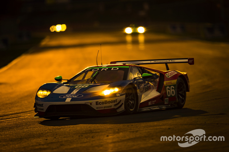 #66 Ford Chip Ganassi Racing Team UK Ford GT: Олів'є Пла, Штефан Мюке