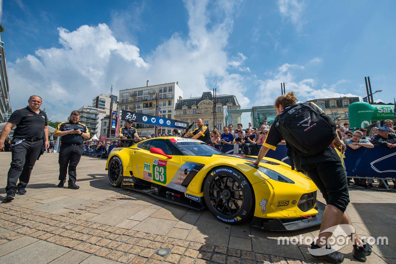 #63 Corvette Racing Chevrolet Corvette C7.R