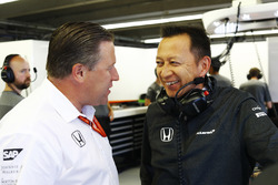 Виконавчий директор McLaren Technology Group Зак Браун, старший керівний директор Honda Юсуке Хасега