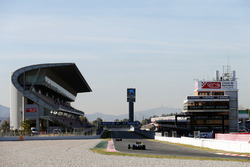 Kevin Magnussen (DEN) Renault Sport F1 Team RS16
