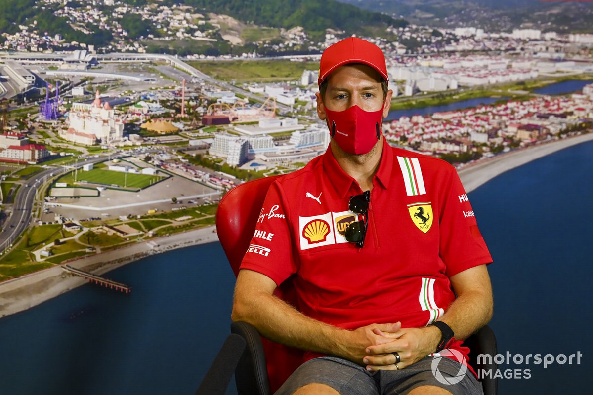 Sebastian Vettel, Ferrari basın toplantısında