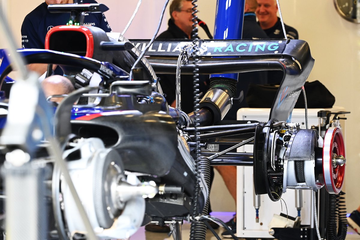 Williams FW44 detay