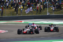 Ромен Грожан и Кевин Магнуссен, Haas F1 Team VF-18, Эстебан Окон, Sahara Force India F1 VJM11
