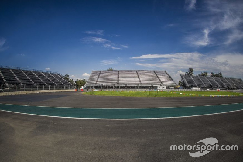 Preparaciones del autódromo Hermanos Rodríguez