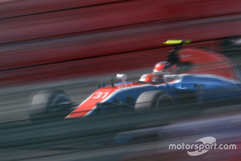 17: Esteban Ocon, Manor Racing