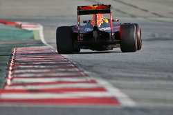 Daniil Kvyat, Red Bull Racing RB12