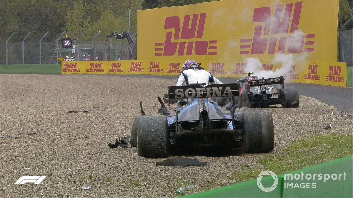 Авария Валттери Боттаса и Джорджа Расселла