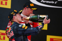 Sieger Max Verstappen, Red Bull Racing RB12