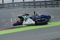 Аварія Хорхе Лоренсо, Yamaha Factory Racing