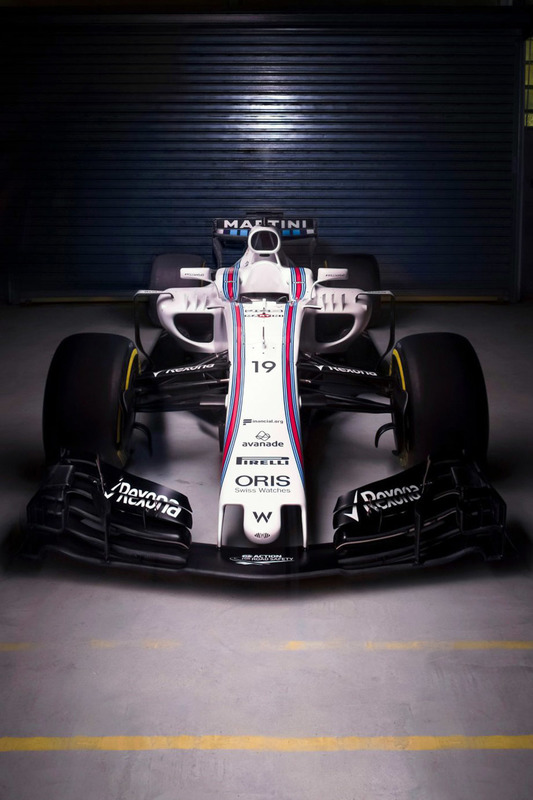 De Williams FW40 ziet er verder vrijwel hetzelfde uit als in de renders