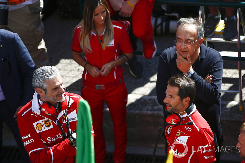 Maurizio Arrivabene, director del equipo, Ferrari, Sergio Marchionne, Director Ejecutivo, Chrysler Fiat y Presidente, Ferrari
