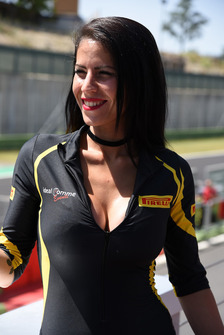 Grid girl