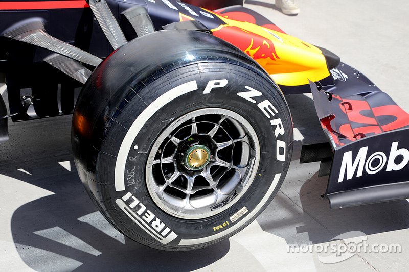 Red Bull Racing: la ruota anteriore con il cerchio in magnesio visto in Canada