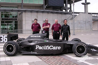 IRL: Junqueira returns to Indy with Newman/Haas Racing IRL: Junqueira returns to Indy with Newman/Haas Racing