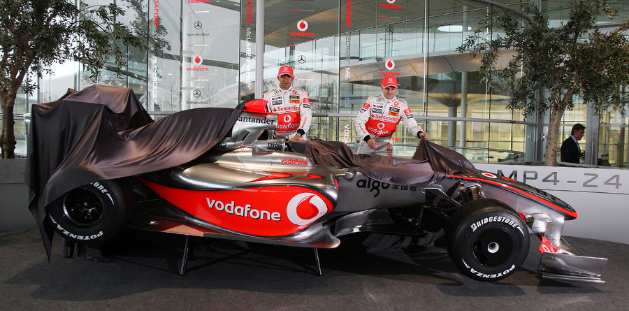 Hamilton and Kovalainen uncover McLaren MP4-24 Hamilton and Kovalainen uncover McLaren MP4-24