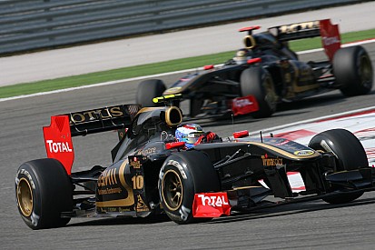 Pressure growing on Heidfeld at Renault