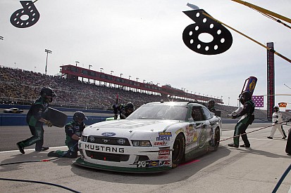 Stenhouse and Ford drivers talk about Fontana 300 race