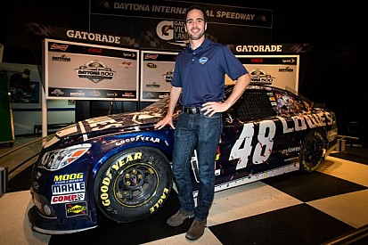 Johnson and Hendrick smiling as primary sponsor extends contract