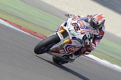 Jonathan Rea takes race 2 win in tricky conditions