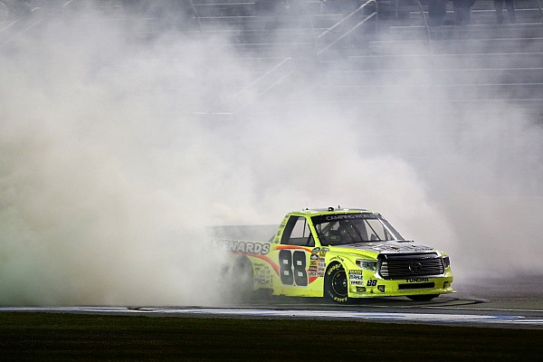 Crafton dominates Truck race at Atlanta