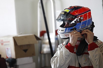 Stoneman sale ileso después de choque en Jerez