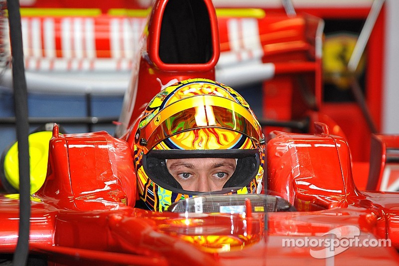 Valentino Rossi et la F1 : le premier test Ferrari du Champion MotoGP