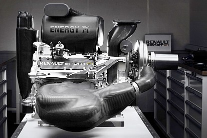 В Renault рассчитывают исправить ситуацию с моторами