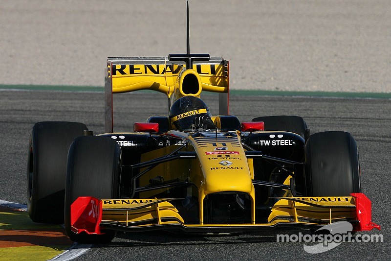 Marko admite que Toro Rosso podría adoptar una