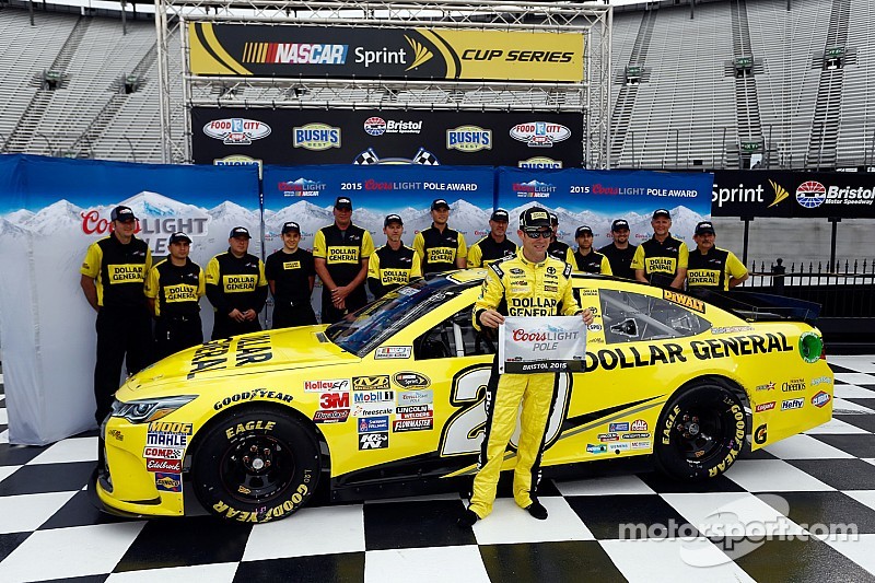 Kenseth se lleva la pole position