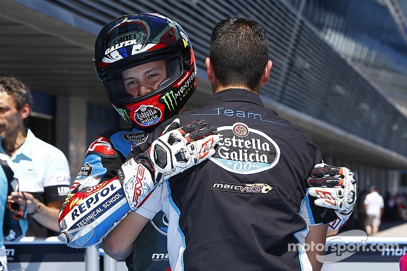 16 años y gana su primera Pole en Jerez