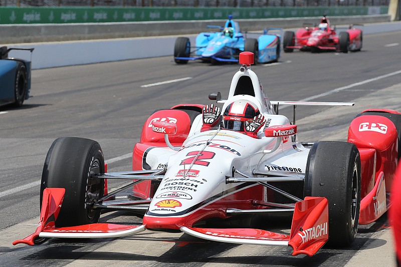 Juan Pablo Montoya se montre d'entrée à Indianapolis
