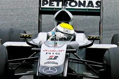 F1: Rosberg risponde ai dubbi di Schumi