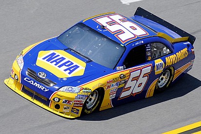 Truex Jr centra la pole position a Dover