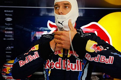 Red Bull: Webber alla fine china il capo