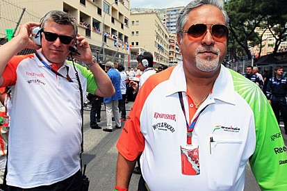 Mallya è stato eletto Rajya del Parlamento Indiano