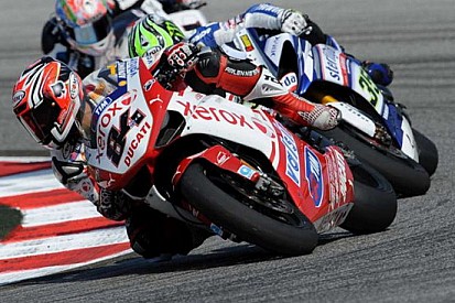 Brno, libere 1: Ducati in evidenza con Fabrizio