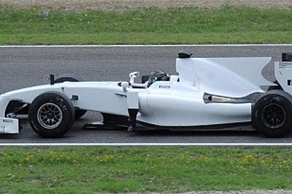 Pirelli: positive le prime giornate di test