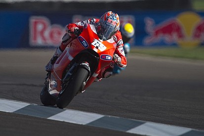 La Ducati ufficializza il rinnovo di Hayden