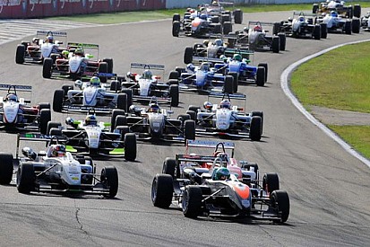 L'avvincente caccia al titolo riparte da Vallelunga