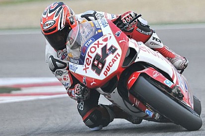 Magny-Cours, libere 1: Fabrizio e la Ducati al top