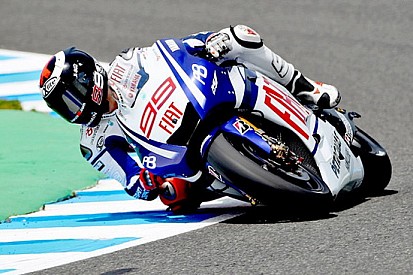 Estoril, libere 2: spunta il sole e brilla Lorenzo