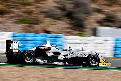 David Fumanelli in pole nella tripletta RP