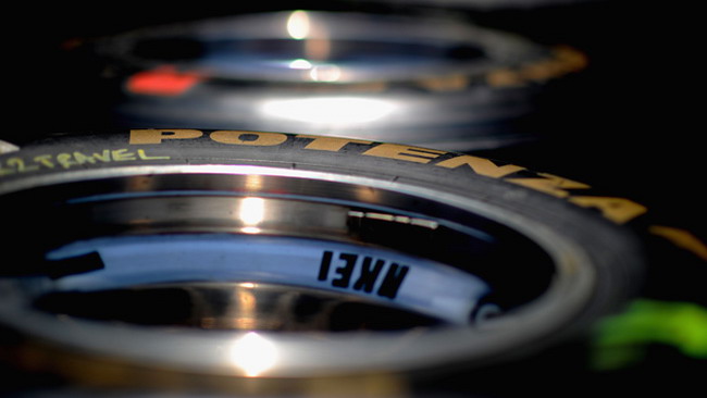 Gomme medie e super soft ad Abu Dhabi
