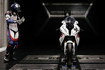 Haslam e Corser al lavoro in galleria del vento